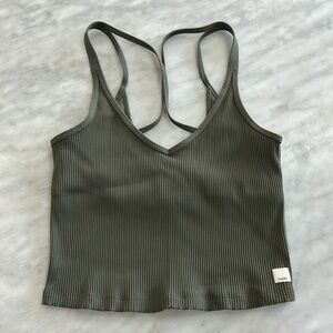 Vuori Ribbed Crop Tank Top - Green